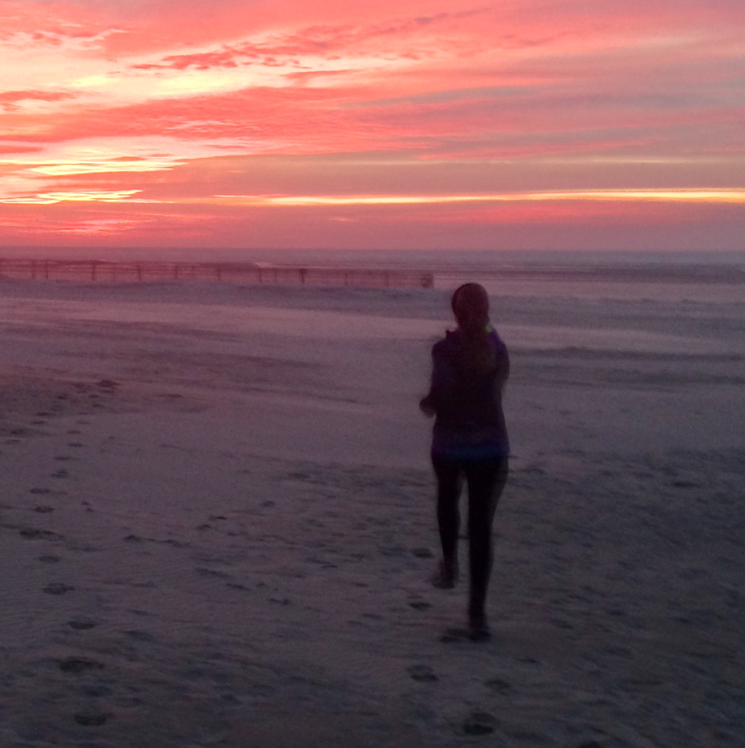 running_fille_plage