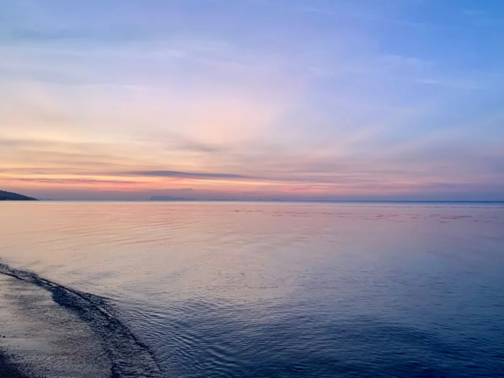 image de coucher de soleil en Thaïlande
